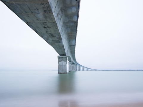 Почему подтопление опасно для фундамента и газона в «Агаларов Эстейт»