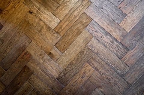 Чем масло принципиально отличается от лака по составу и структуре?