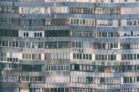 Какая выделенная электрическая мощность закладывается в квартирах «СберСити премиальные башни»?