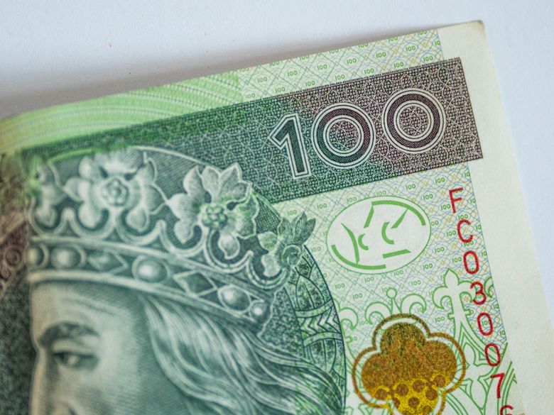 Как валютный курс попадает в смету на ремонт квартиры