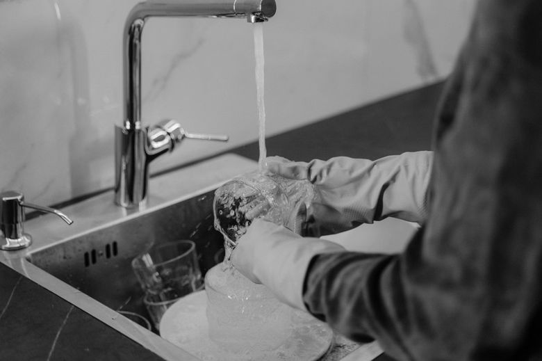 Какие нормативы давления воды действуют для многоквартирных домов